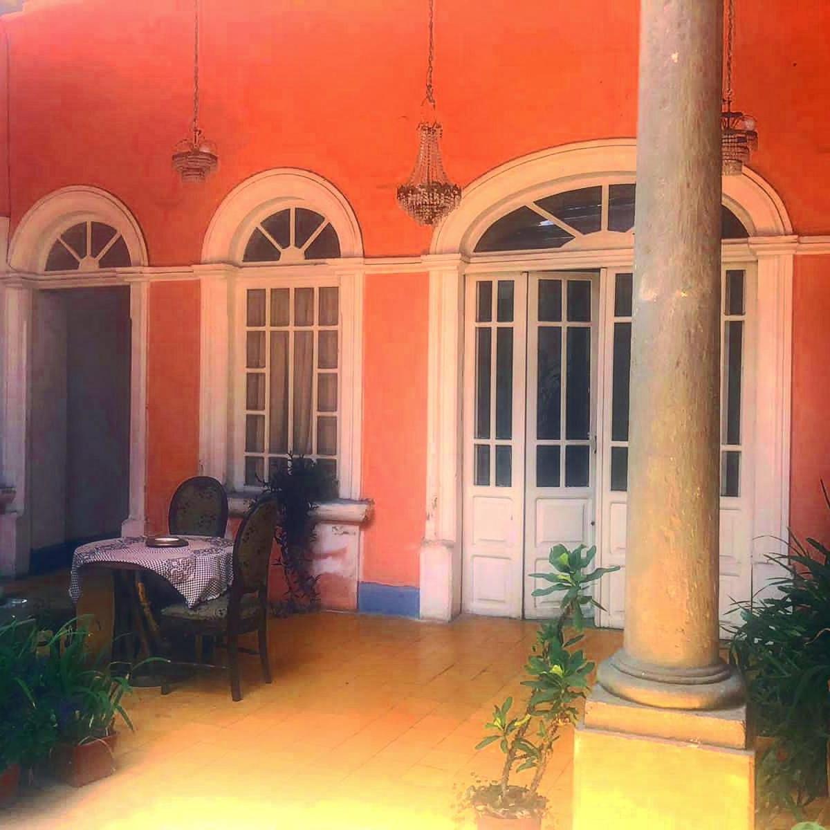 Отель Maska Mansion Gdl, Hosting And Yoga Гвадалахара Экстерьер фото